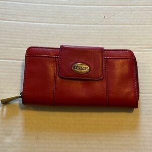 Fossil-darker pink-explorer leather wallet, bifold leather style SL3890 clutch.